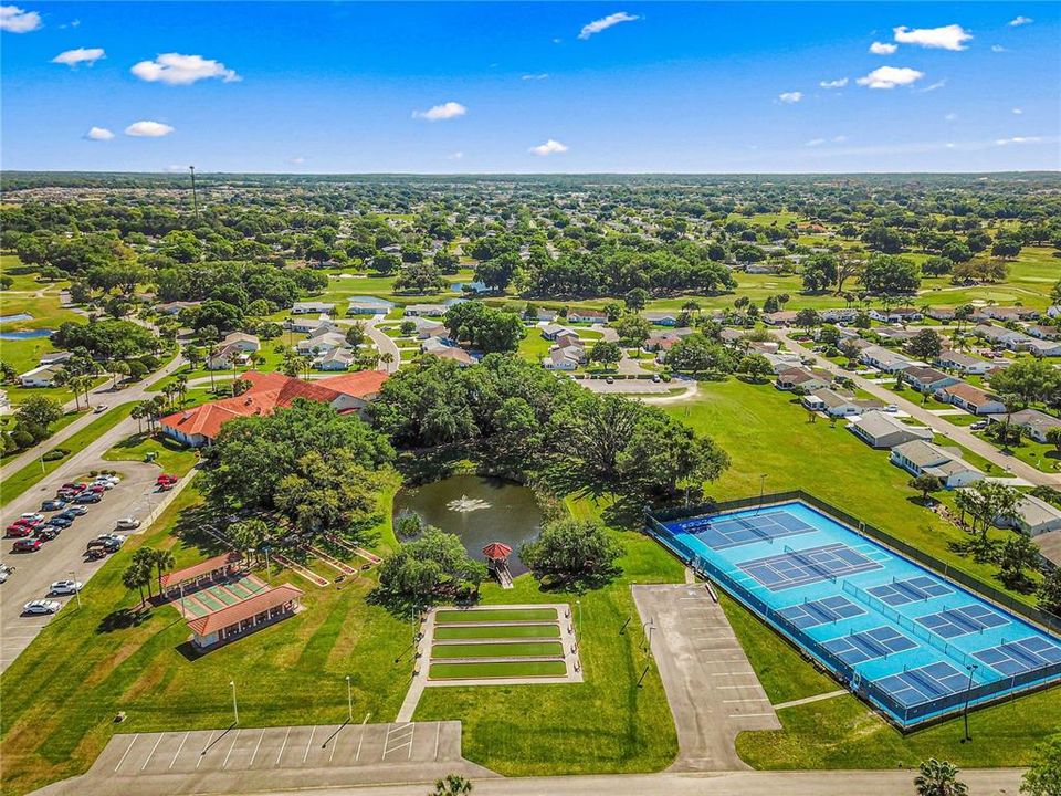 En Venta: $222,900 (2 camas, 2 baños, 1296 Pies cuadrados)