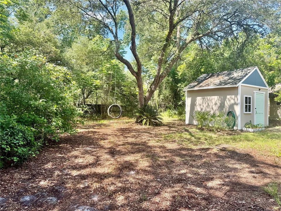 For Sale: $175,000 (3 beds, 2 baths, 960 Square Feet)
