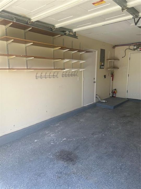For Rent: $2,700 (3 beds, 2 baths, 976 Square Feet)