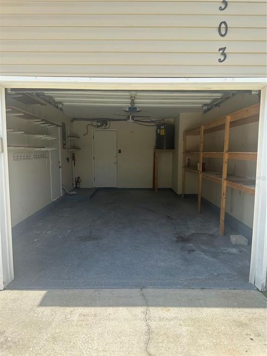 For Rent: $2,700 (3 beds, 2 baths, 976 Square Feet)