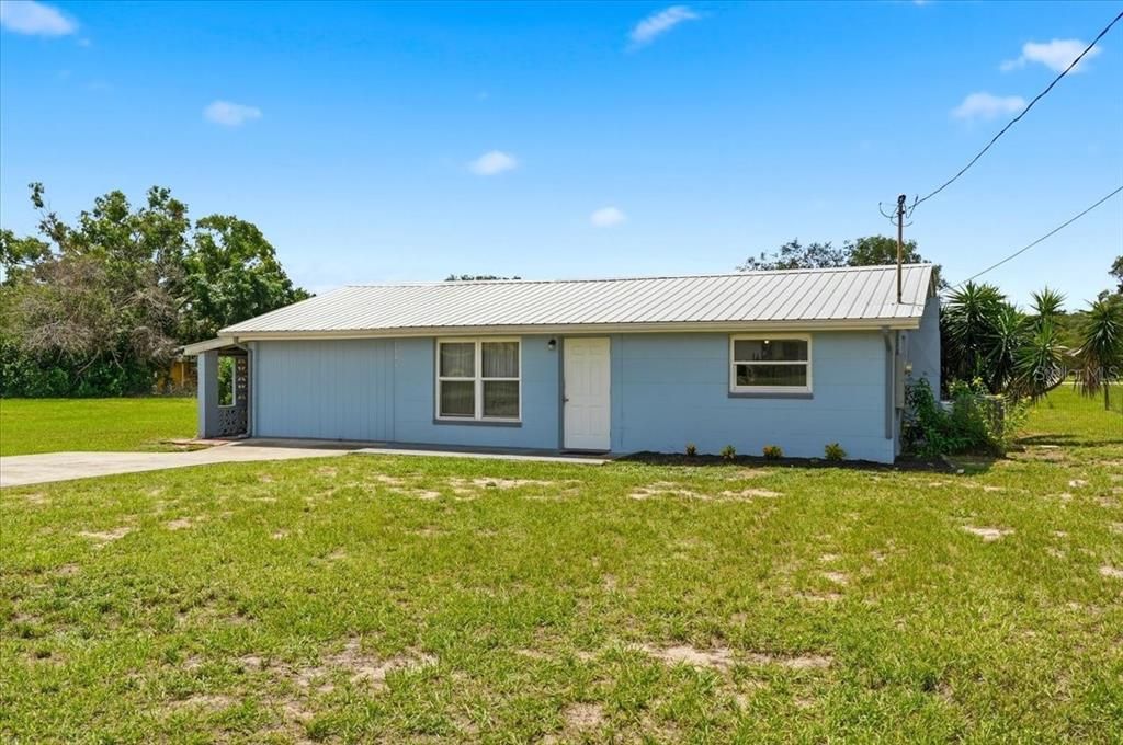 For Sale: $185,000 (3 beds, 1 baths, 929 Square Feet)