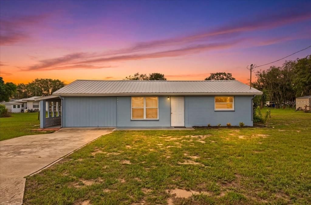 For Sale: $185,000 (3 beds, 1 baths, 929 Square Feet)