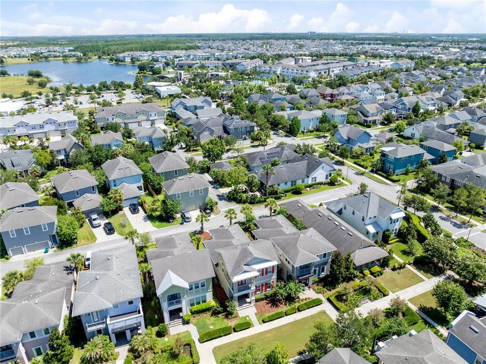 На продажу: $649,900 (3 спален, 2 ванн, 2016 Квадратных фут)
