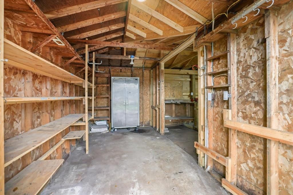 Под контрактом: $289,900 (2 спален, 2 ванн, 1734 Квадратных фут)