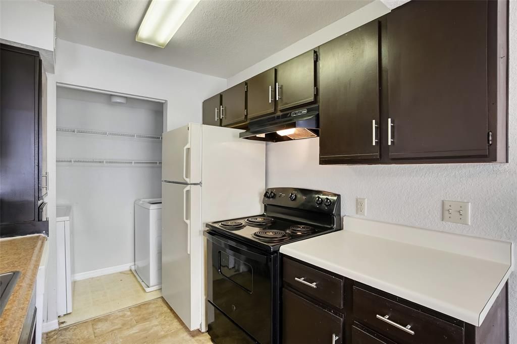 En Venta: $129,900 (2 camas, 2 baños, 836 Pies cuadrados)