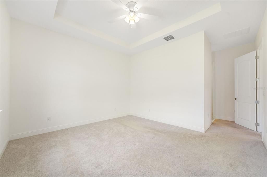 For Sale: $285,000 (2 beds, 2 baths, 1346 Square Feet)