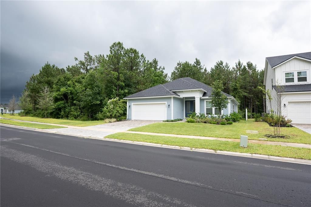For Sale: $495,000 (5 beds, 3 baths, 2289 Square Feet)