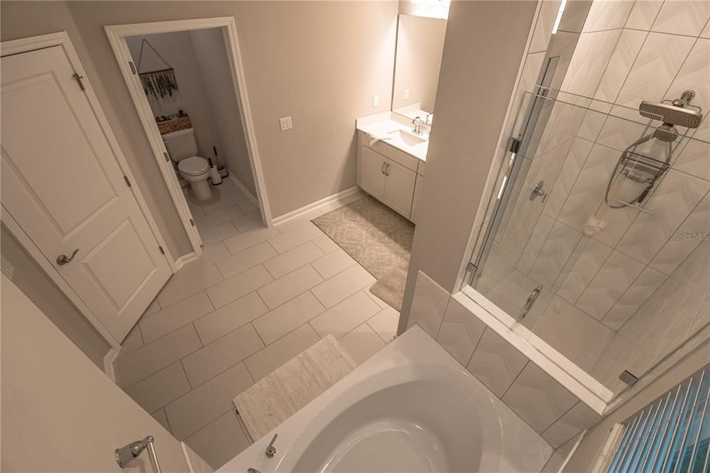 For Sale: $495,000 (5 beds, 3 baths, 2289 Square Feet)