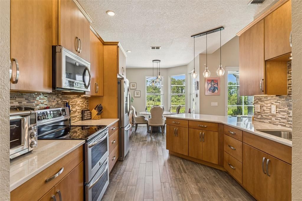 На продажу: $545,000 (4 спален, 2 ванн, 1964 Квадратных фут)