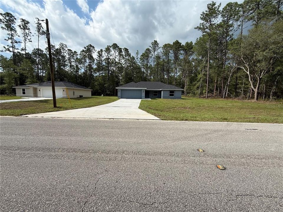 For Sale: $299,900 (4 beds, 2 baths, 1683 Square Feet)