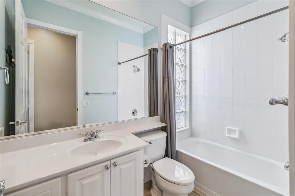 В аренду: $3,250 (3 спален, 2 ванн, 2000 Квадратных фут)