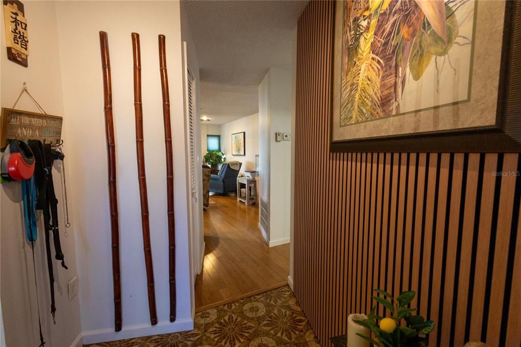 En Venta: $450,000 (3 camas, 2 baños, 1702 Pies cuadrados)