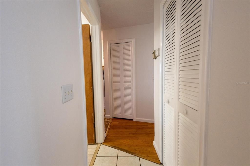En Venta: $450,000 (3 camas, 2 baños, 1702 Pies cuadrados)