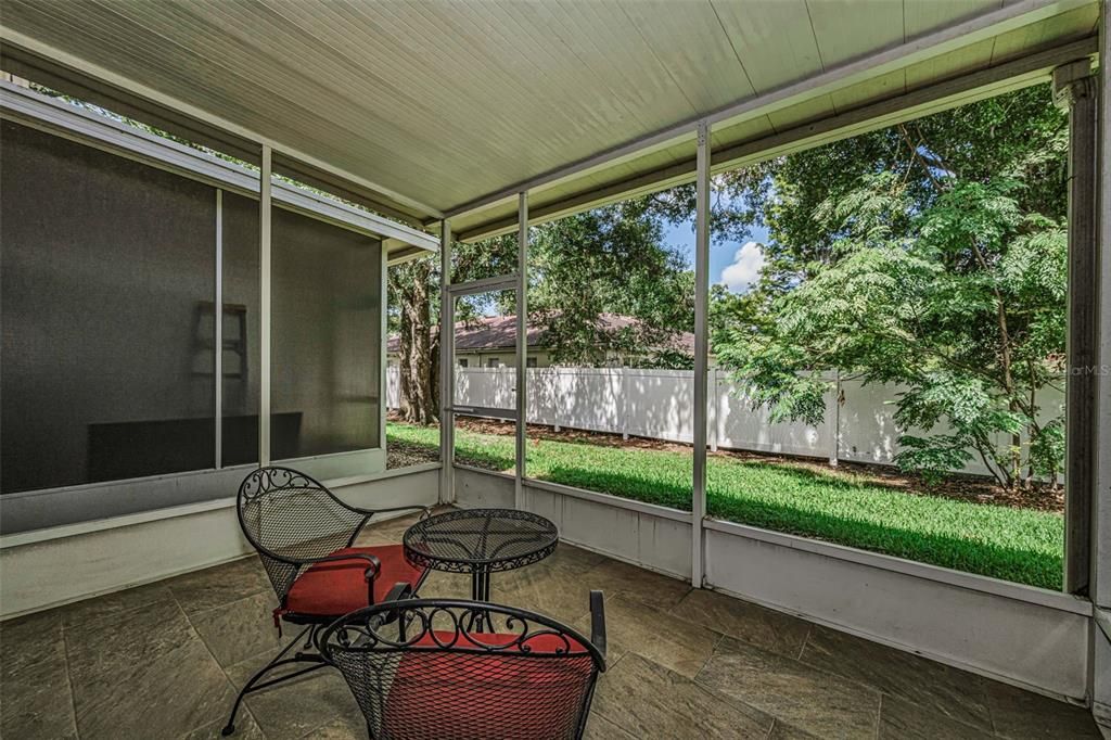 For Sale: $305,000 (3 beds, 2 baths, 1625 Square Feet)