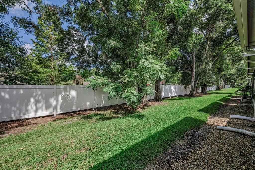 For Sale: $305,000 (3 beds, 2 baths, 1625 Square Feet)