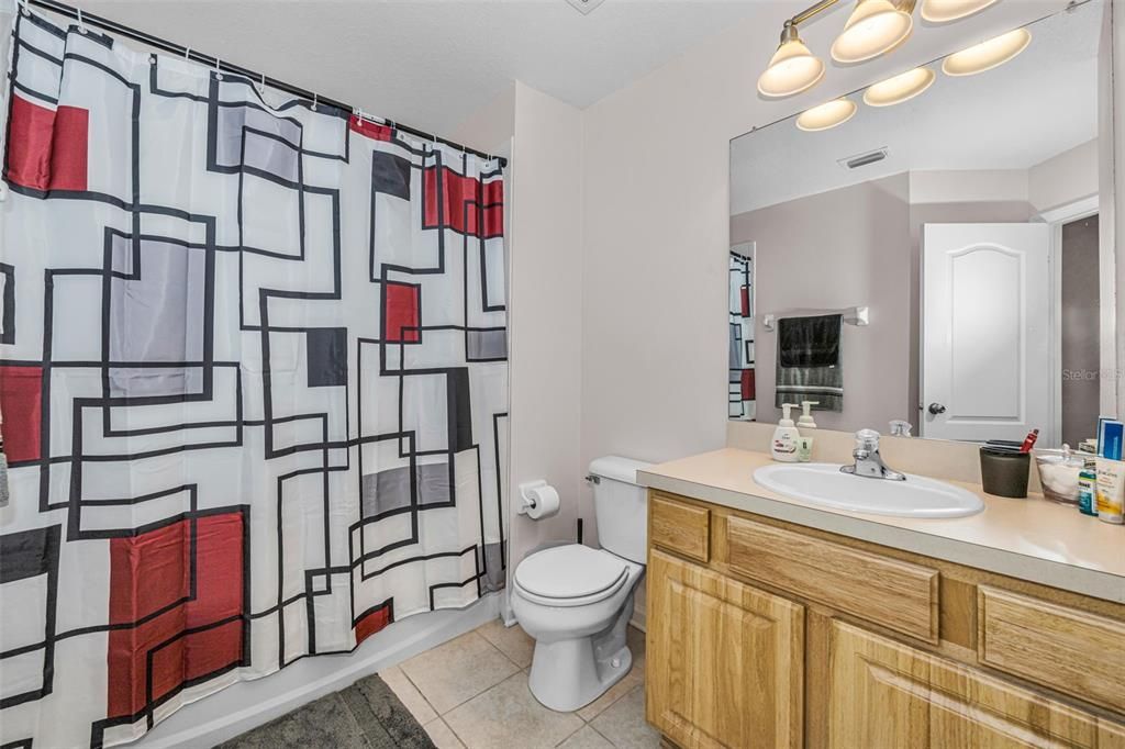 For Sale: $305,000 (3 beds, 2 baths, 1625 Square Feet)