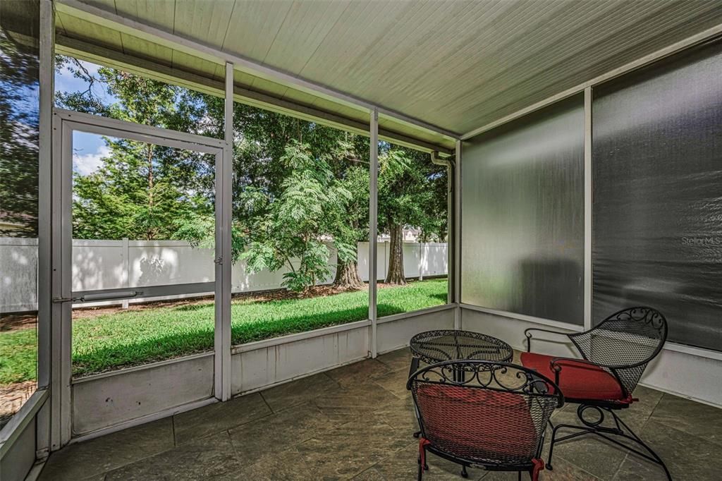 For Sale: $305,000 (3 beds, 2 baths, 1625 Square Feet)