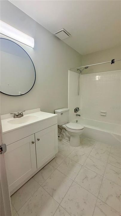 For Rent: $1,850 (3 beds, 2 baths, 993 Square Feet)