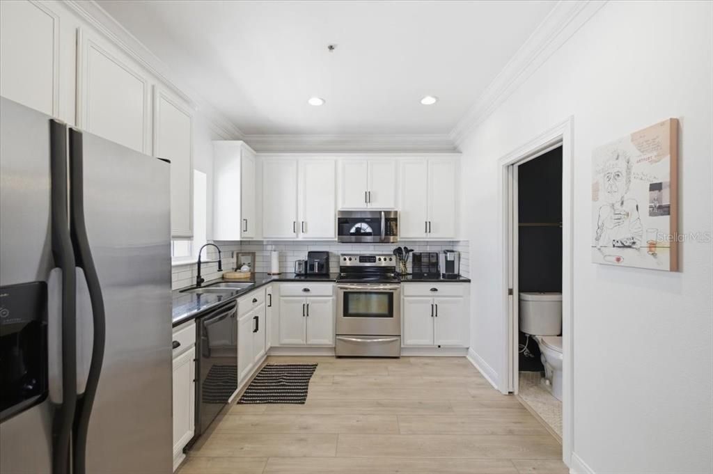 For Sale: $599,900 (3 beds, 2 baths, 1535 Square Feet)