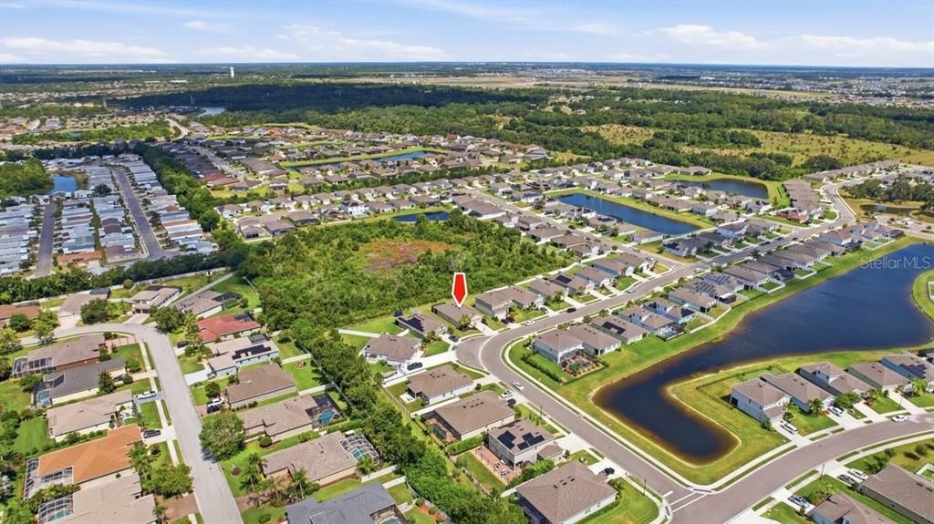 На продажу: $424,990 (4 спален, 2 ванн, 2022 Квадратных фут)