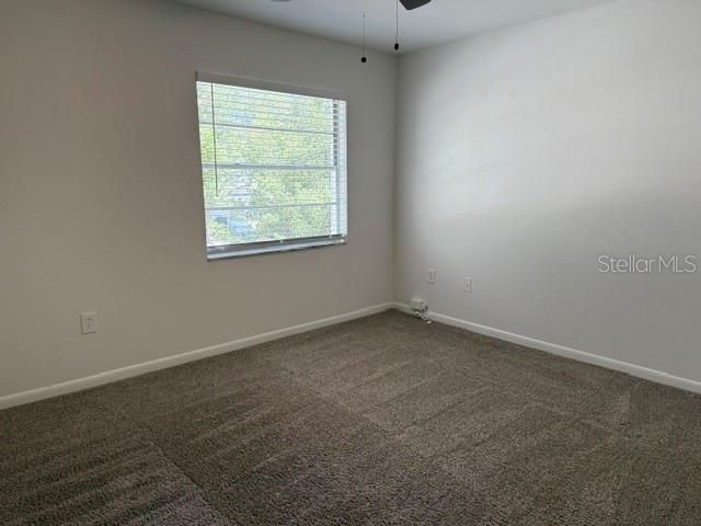 В аренду: $1,900 (2 спален, 1 ванн, 800 Квадратных фут)
