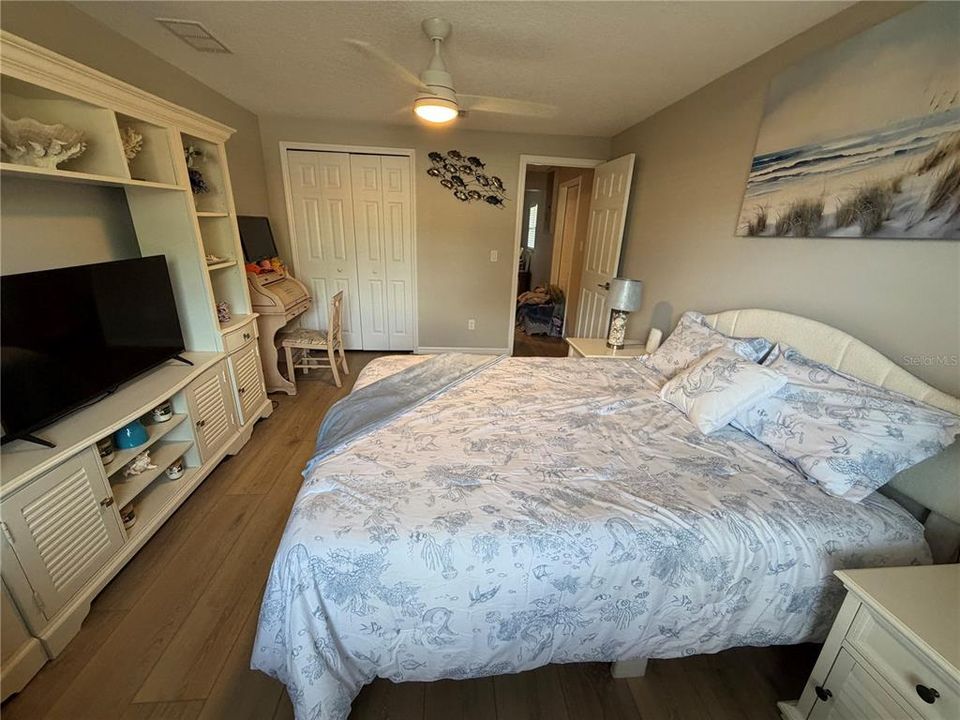 В аренду: $3,500 (4 спален, 2 ванн, 1355 Квадратных фут)