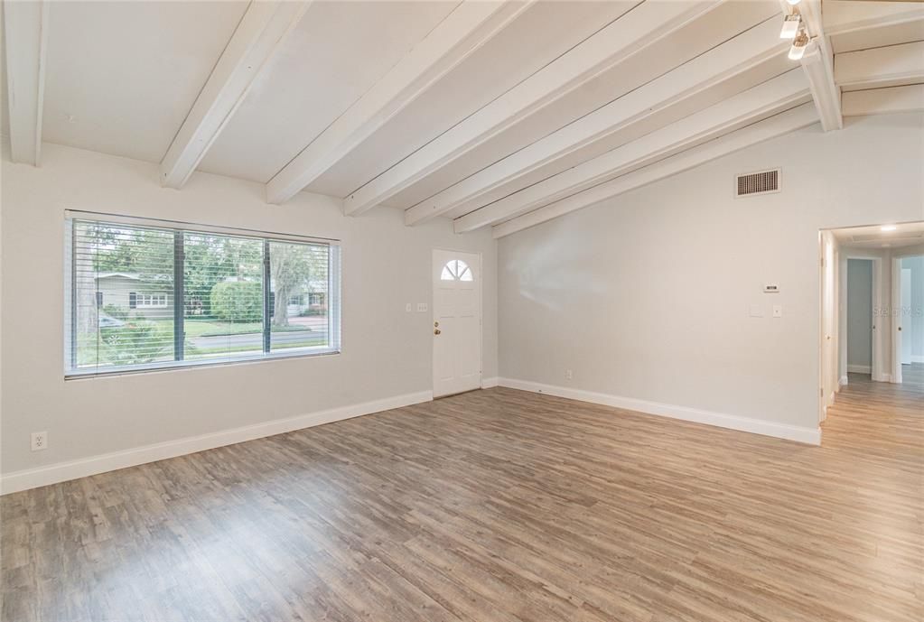 En Venta: $594,500 (3 camas, 2 baños, 1889 Pies cuadrados)