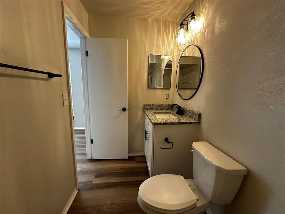 For Rent: $1,850 (2 beds, 2 baths, 990 Square Feet)