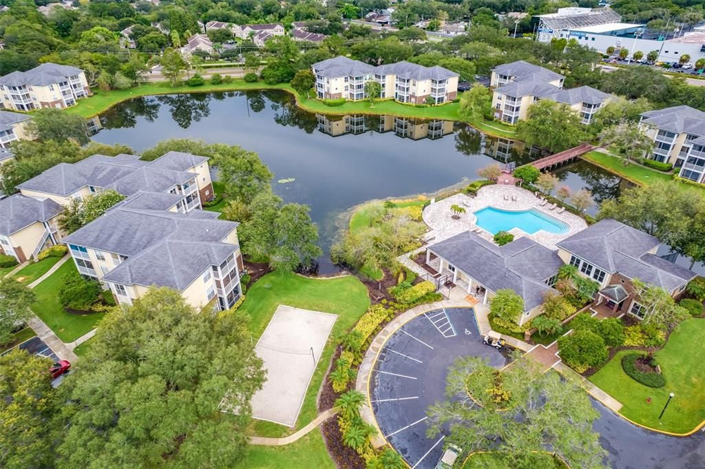 For Rent: $1,850 (2 beds, 2 baths, 990 Square Feet)