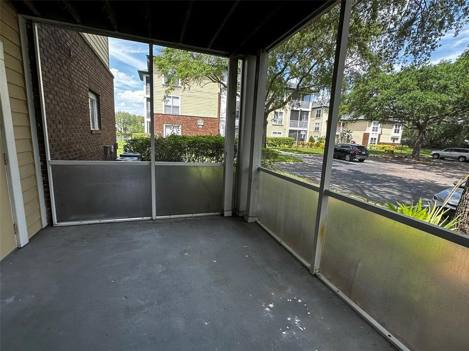 For Rent: $1,850 (2 beds, 2 baths, 990 Square Feet)