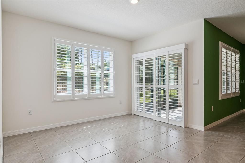 En Venta: $374,987 (3 camas, 2 baños, 1706 Pies cuadrados)