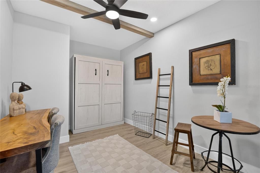 En Venta: $525,900 (5 camas, 3 baños, 3300 Pies cuadrados)