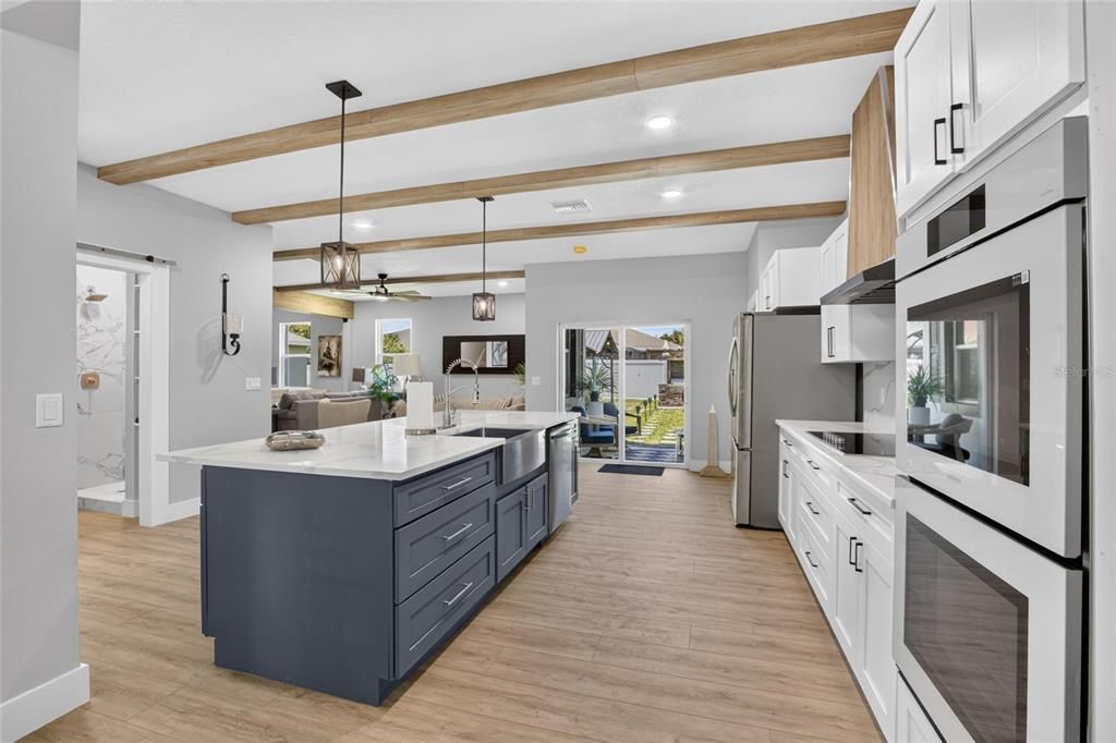 En Venta: $525,900 (5 camas, 3 baños, 3300 Pies cuadrados)