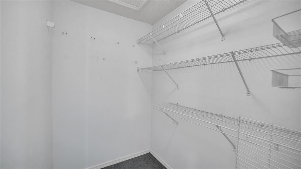 На продажу: $180,000 (2 спален, 2 ванн, 1424 Квадратных фут)