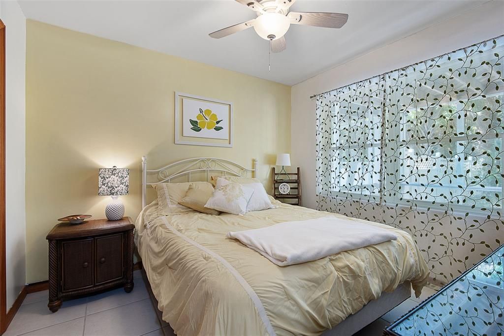 En Venta: $535,000 (3 camas, 3 baños, 1408 Pies cuadrados)