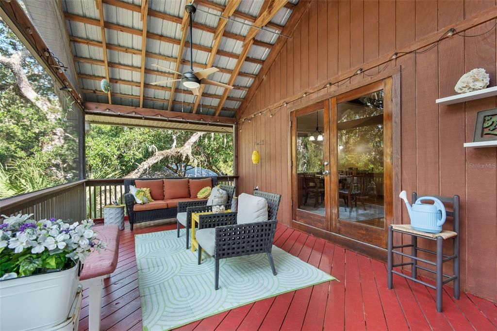 En Venta: $535,000 (3 camas, 3 baños, 1408 Pies cuadrados)