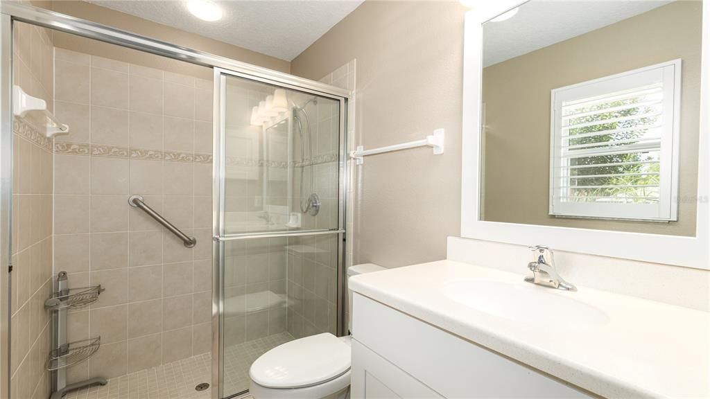En Venta: $575,000 (4 camas, 3 baños, 2784 Pies cuadrados)