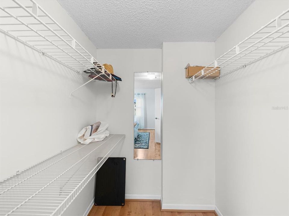 В аренду: $3,500 (2 спален, 2 ванн, 1325 Квадратных фут)