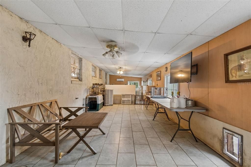 En Venta: $775,000 (3 camas, 2 baños, 3286 Pies cuadrados)