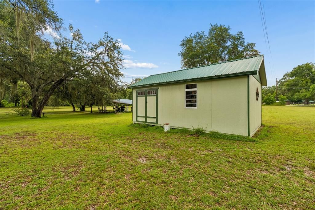 En Venta: $775,000 (3 camas, 2 baños, 3286 Pies cuadrados)