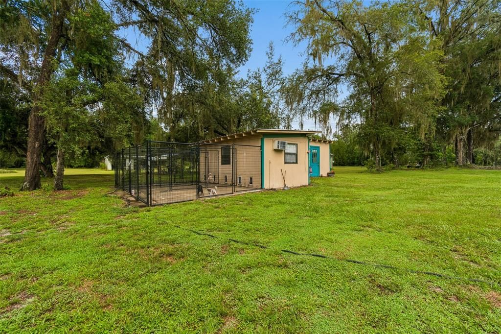 En Venta: $775,000 (3 camas, 2 baños, 3286 Pies cuadrados)