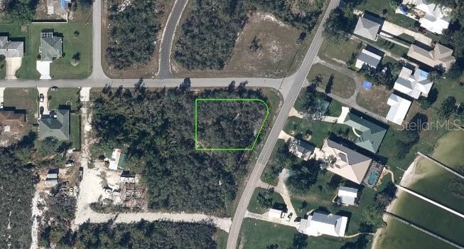 En Venta: $18,500 (0.37 acres)