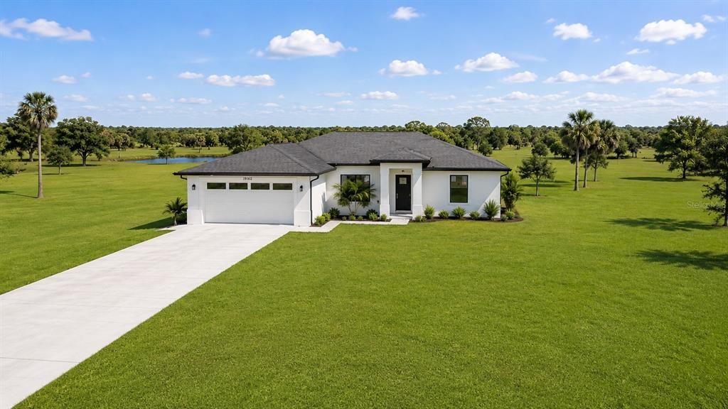 For Sale: $475,000 (3 beds, 2 baths, 1677 Square Feet)