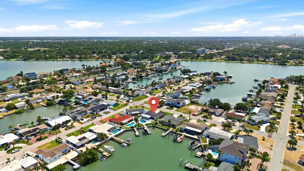 На продажу: $1,275,000 (3 спален, 2 ванн, 1781 Квадратных фут)