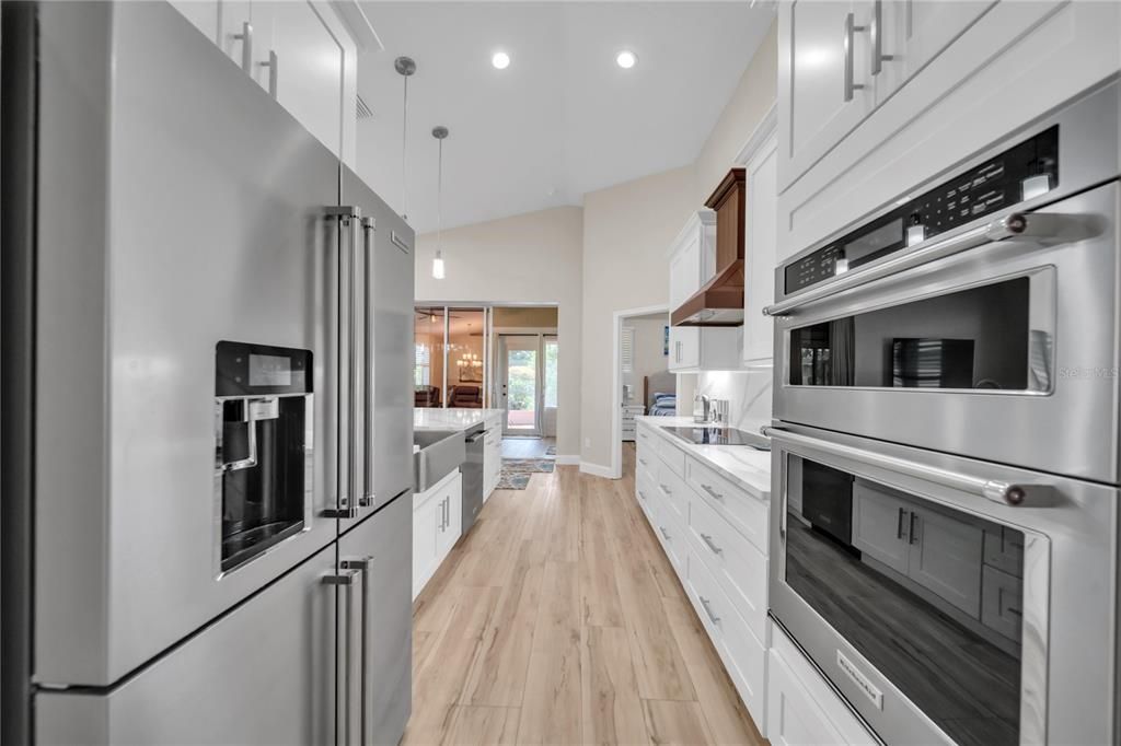 На продажу: $314,900 (3 спален, 2 ванн, 1530 Квадратных фут)