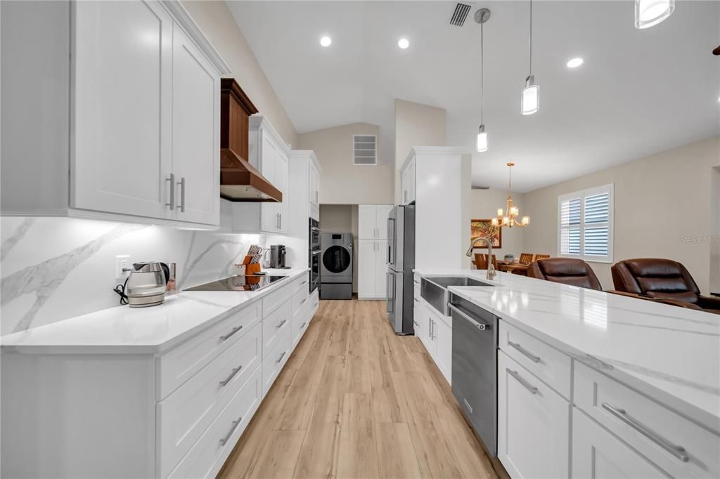 На продажу: $314,900 (3 спален, 2 ванн, 1530 Квадратных фут)