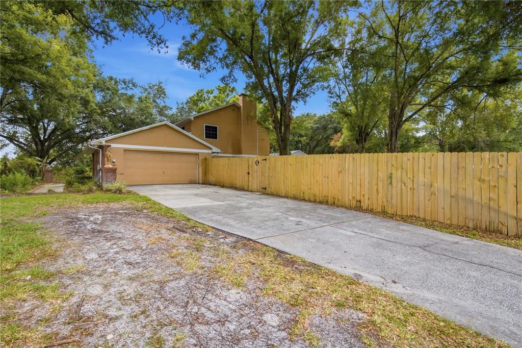 En Venta: $575,000 (3 camas, 2 baños, 2157 Pies cuadrados)