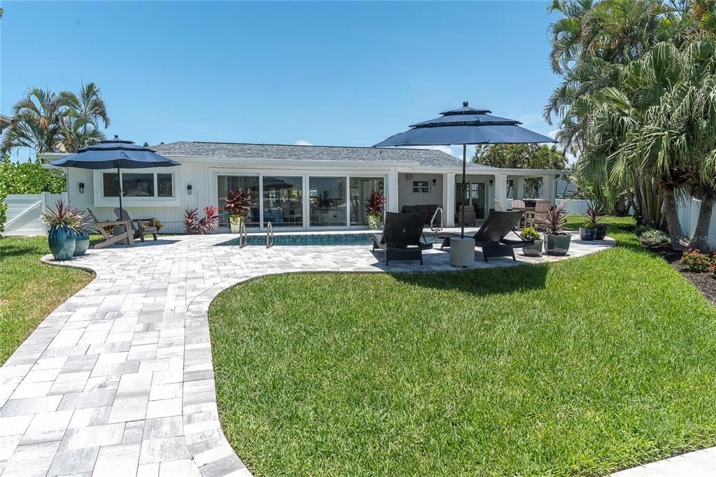 На продажу: $1,395,000 (3 спален, 3 ванн, 1828 Квадратных фут)