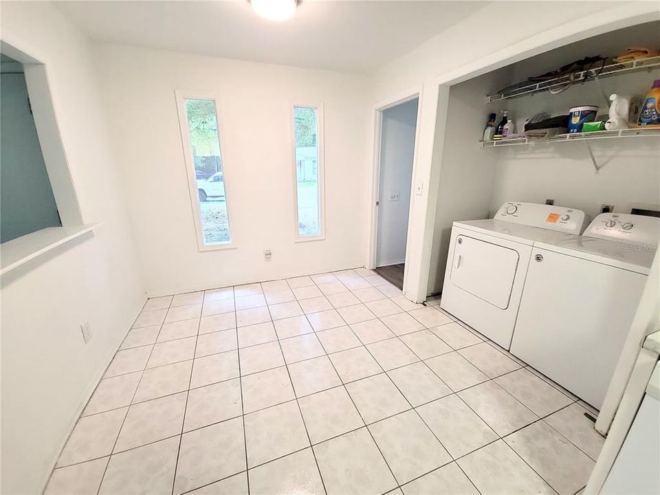 En Venta: $259,000 (3 camas, 2 baños, 1177 Pies cuadrados)
