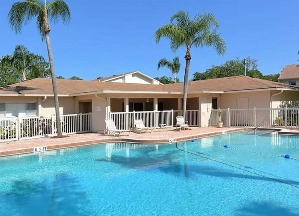 For Sale: $180,000 (2 beds, 2 baths, 874 Square Feet)
